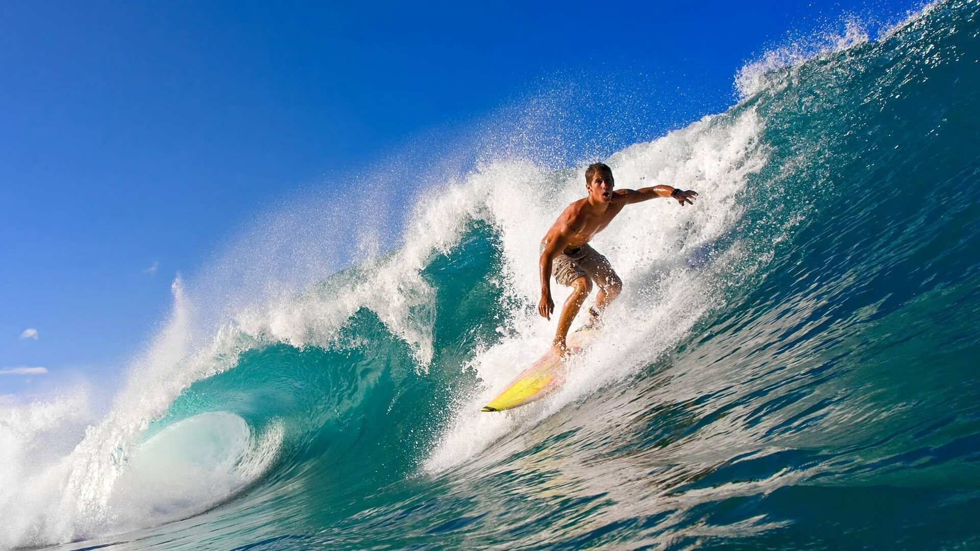 _夜空灯光跑:在星辰点缀下奔跑_,星空夜光灯图片大全